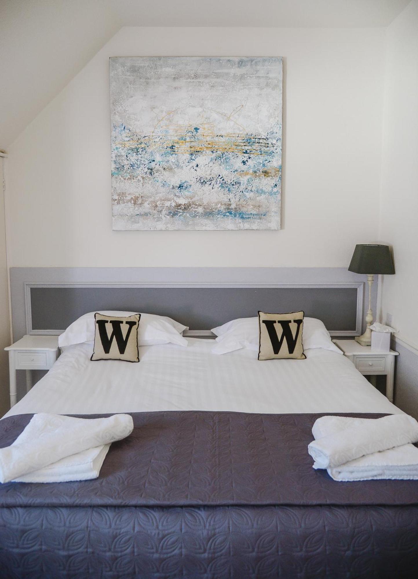 סידמות' The Woodlands Hotel מראה חיצוני תמונה