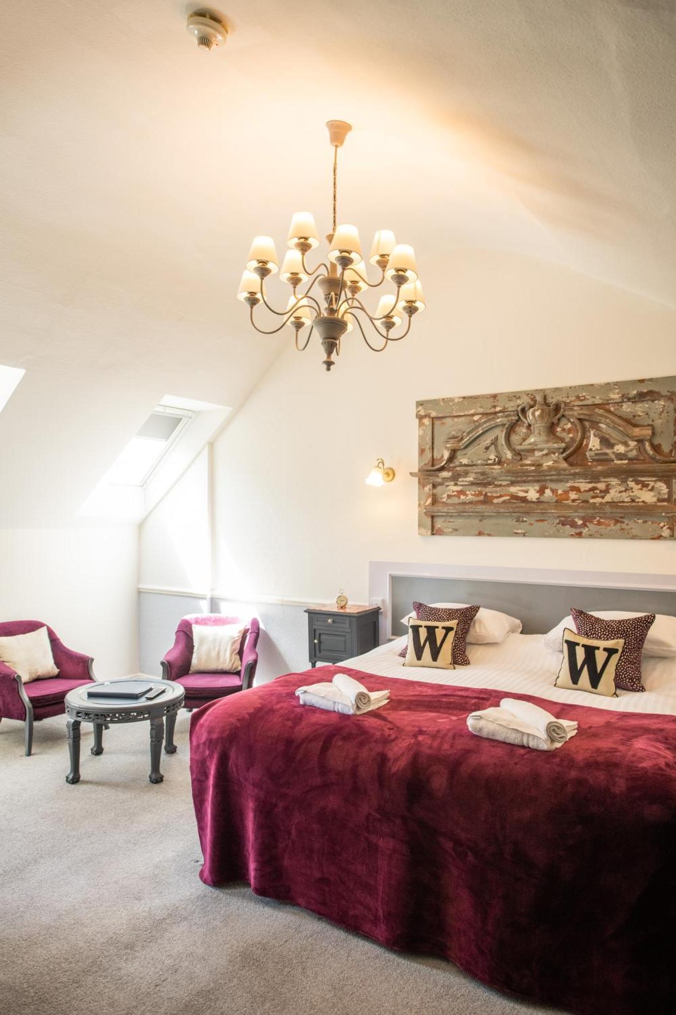 סידמות' The Woodlands Hotel מראה חיצוני תמונה
